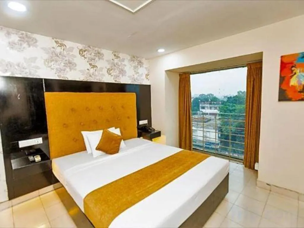 Grand Dhaka Hotel
