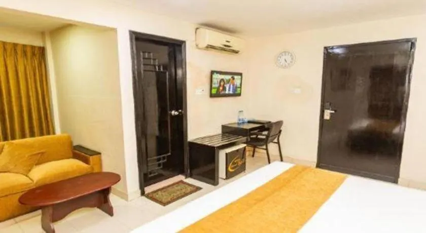 Grand Dhaka Hotel