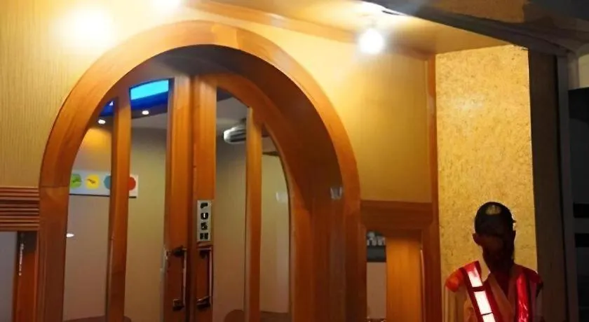 Grand Dhaka Hotel