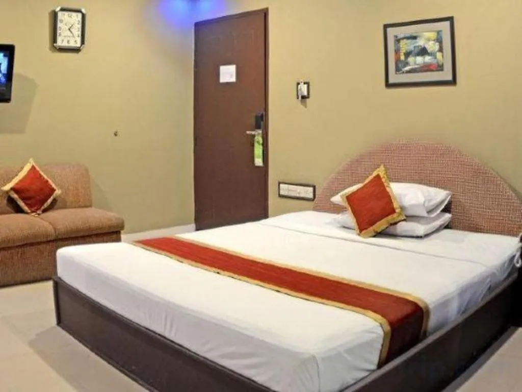 Grand Dhaka Hotel