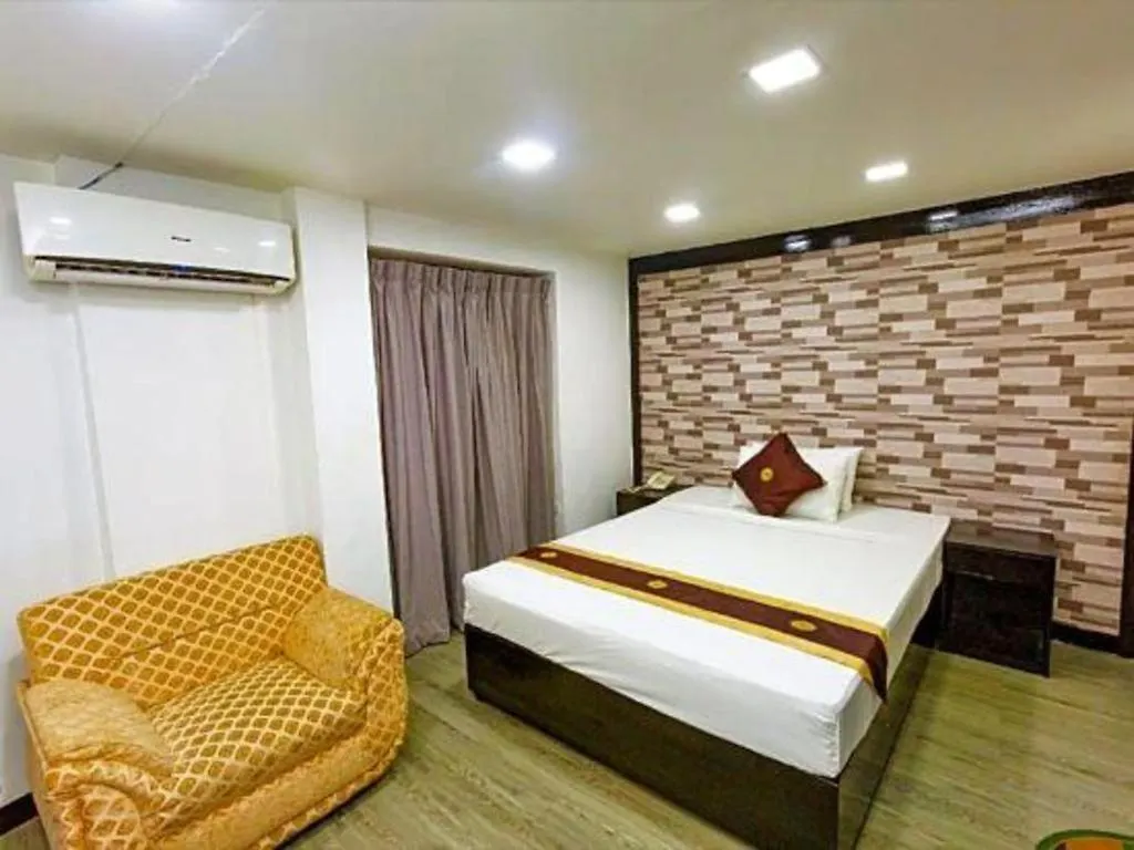 Grand Dhaka Hotel
